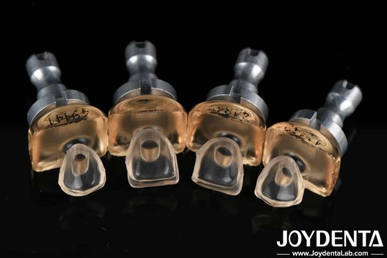 التوافق البيولوجي العالي الزجاج البورسلين القشرة السيراميكية 0.3mm-0.8mm لتبييض الأسنان